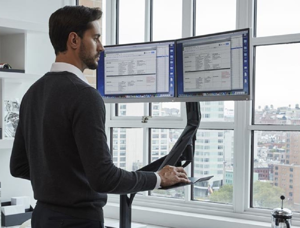 辦公神器~QuickStand Lite顯示器支架，滿足你的站立辦工需求~